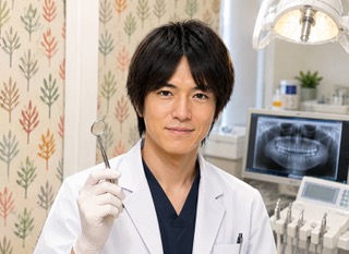 歯科医師 Dr.板垣